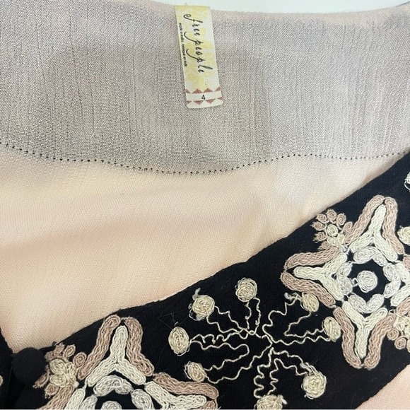 Free People Journey to the Horizon Maxi Dress‎ 4 pink boho hippie embroidery - Picture 9 of 11